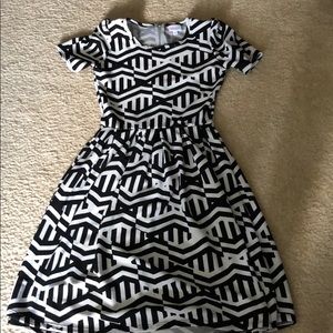 LuLaRoe Amelia xs